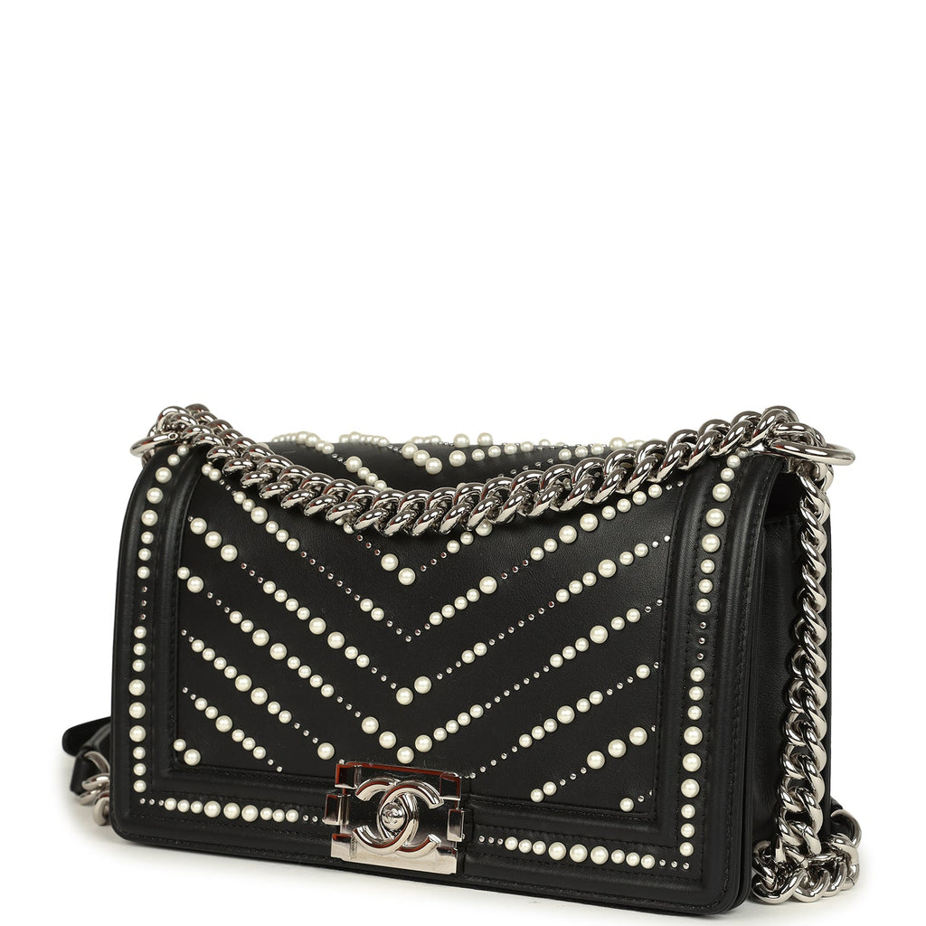 Medium Boy Bag Black Pearl Chevron Calfskin Silver Hardware