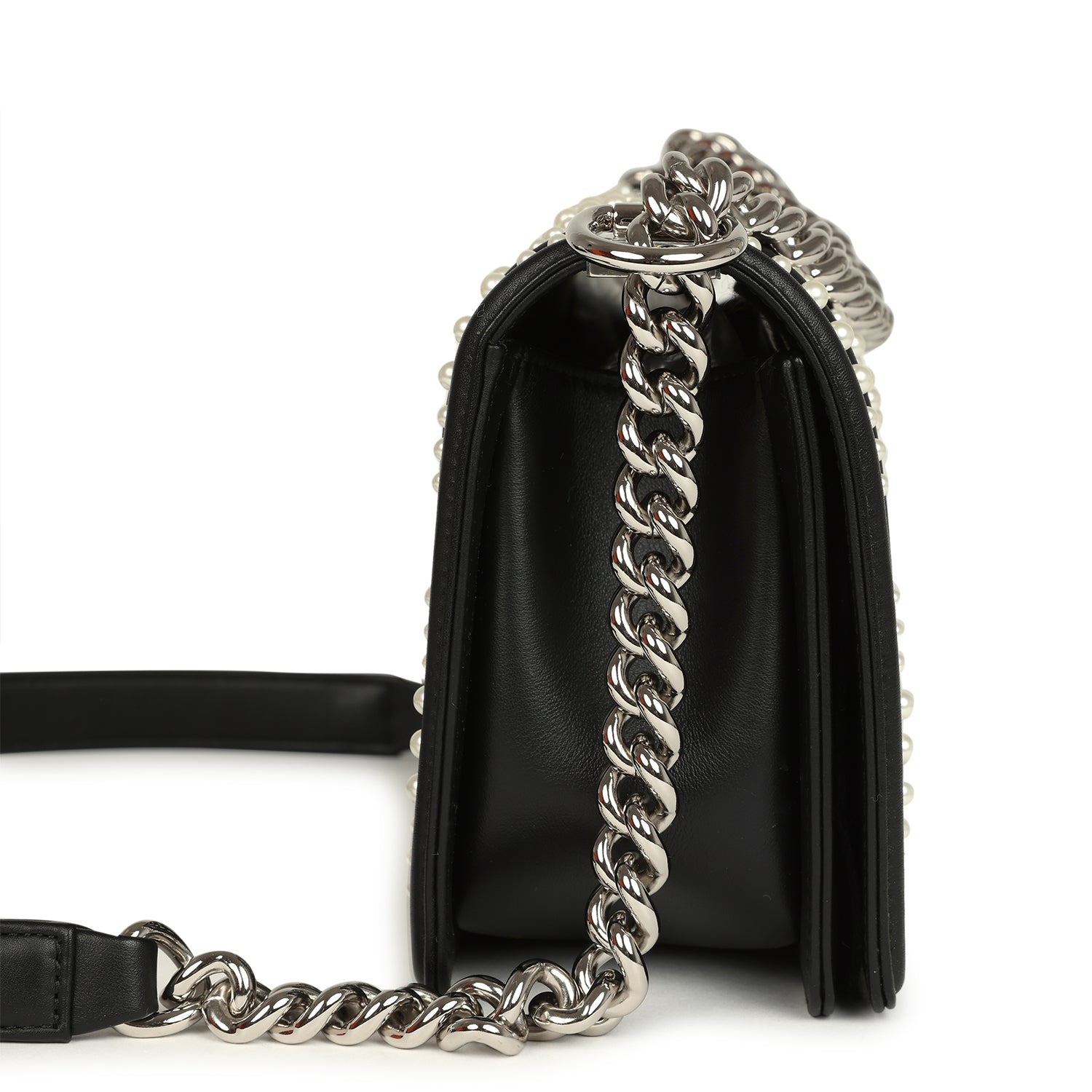 Medium Boy Bag Black Pearl Chevron Calfskin Silver Hardware
