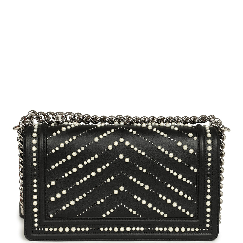 Medium Boy Bag Black Pearl Chevron Calfskin Silver Hardware