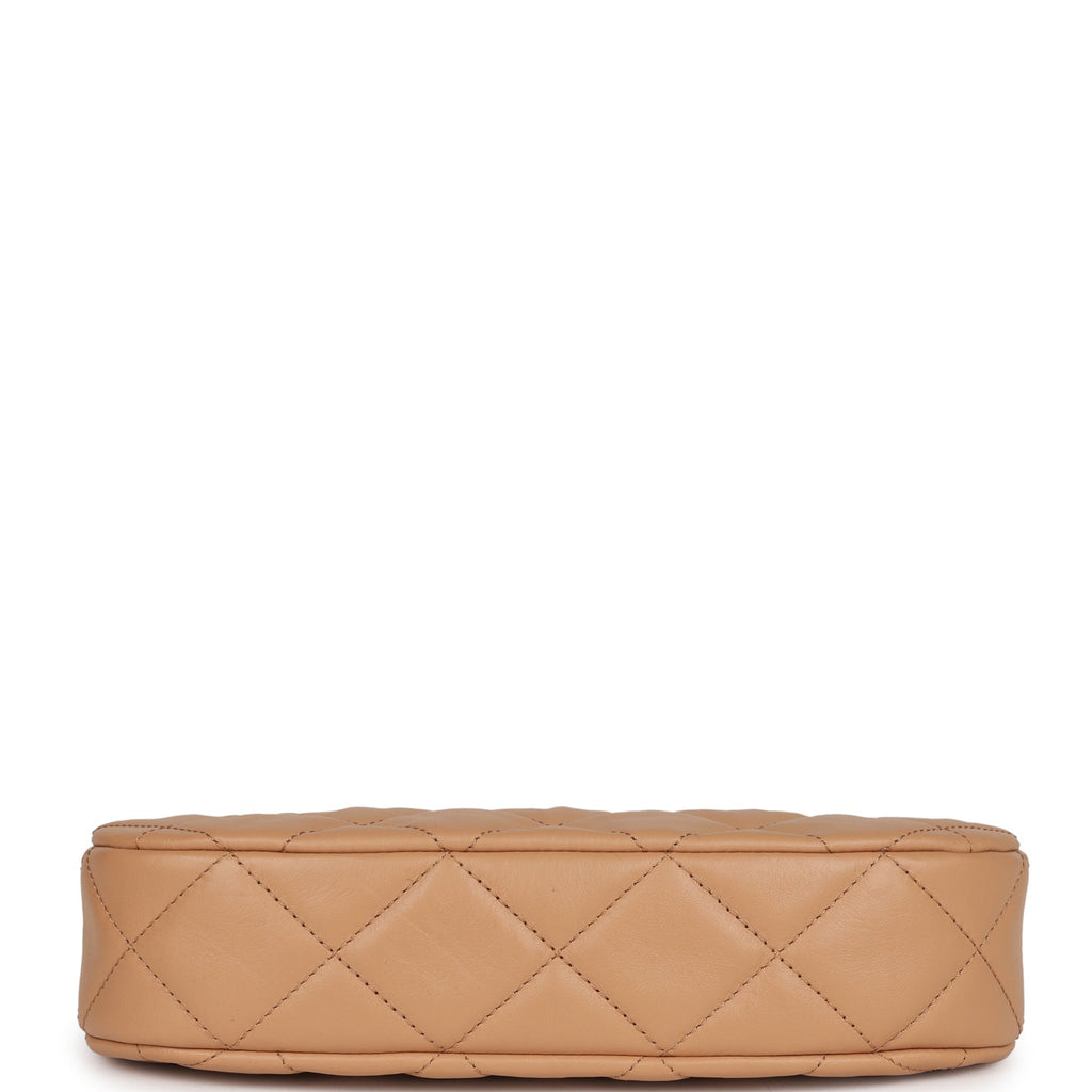 19 Hobo Bag Beige Aged Calfskin Brushed Gold Hardware