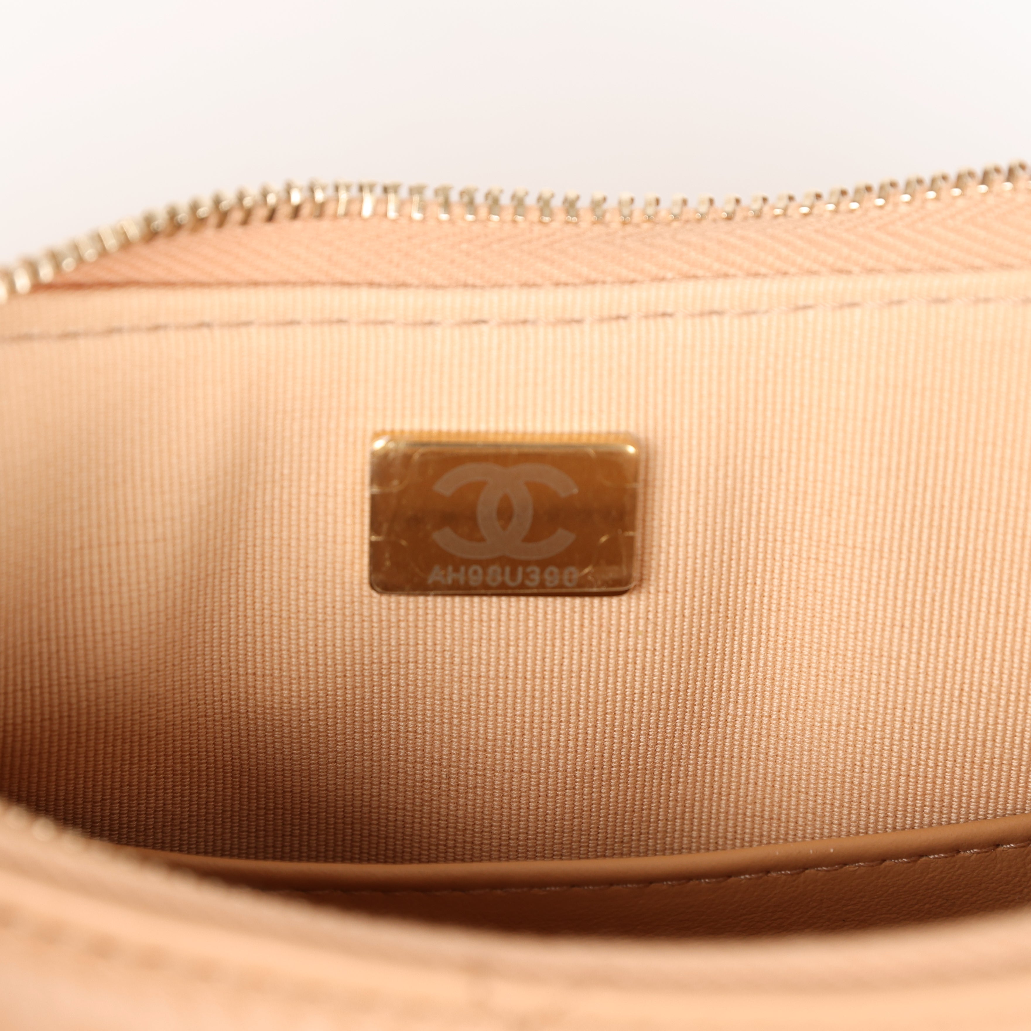 19 Hobo Bag Beige Aged Calfskin Brushed Gold Hardware