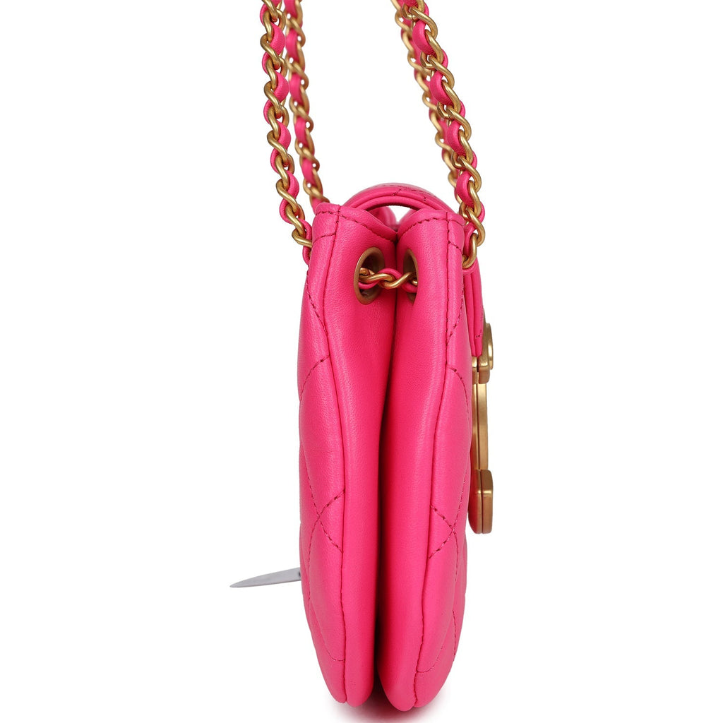 CC Mini Shoulder Bag Fuchsia Lambskin Antique Gold Hardware