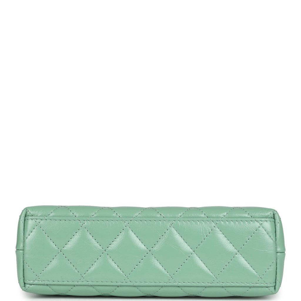 Small Kelly Shopper Light Green Shiny Aged Calfskin Brushed Gold Hardware