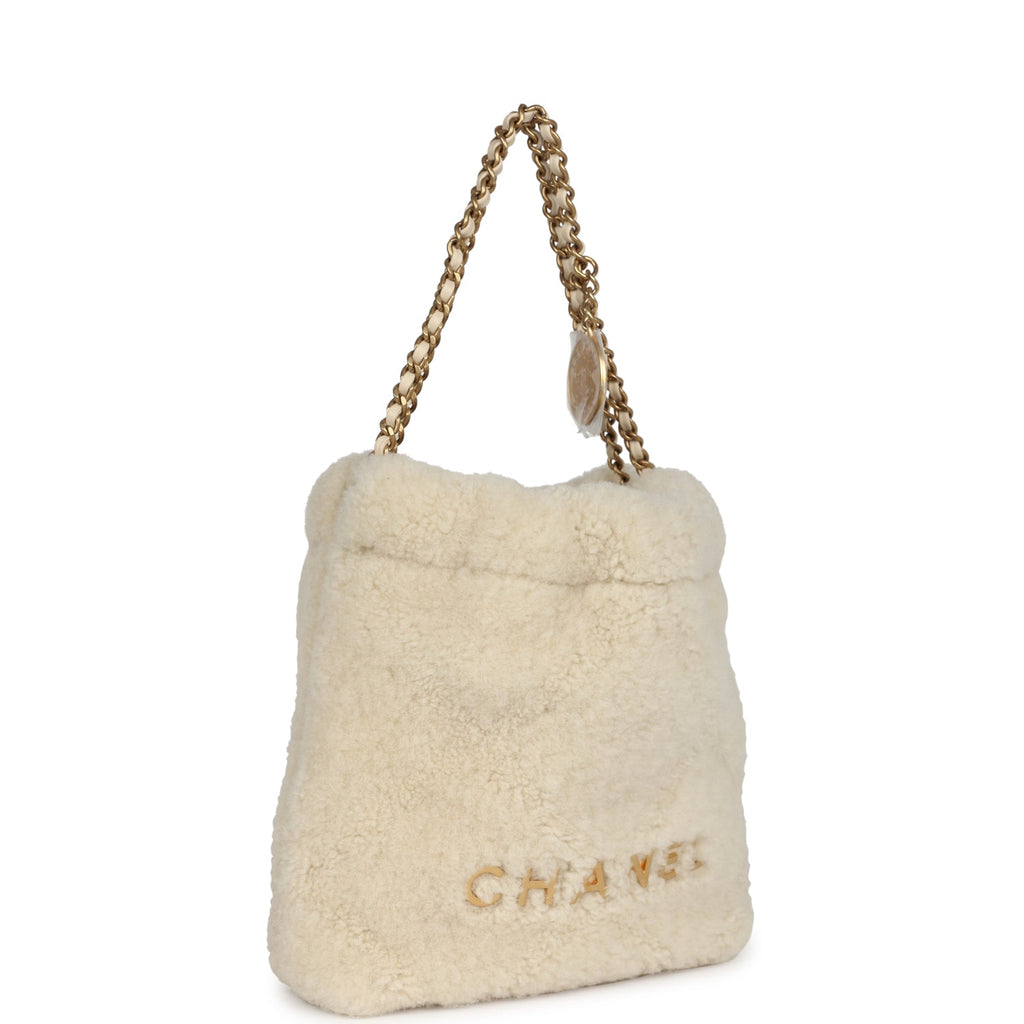 Mini 22 Bag Ecru Shearling Gold Hardware