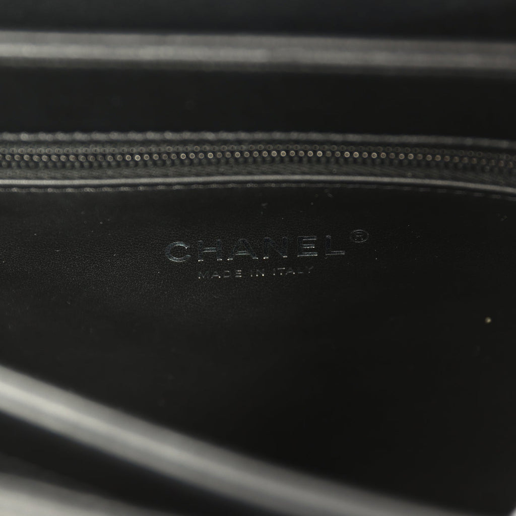 Medium Trendy CC Top Handle Flap So Bag Black Lambskin Black Hardware