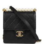Chic Pearls Flap Bag Black Calfskin Brushed Gold Hardware