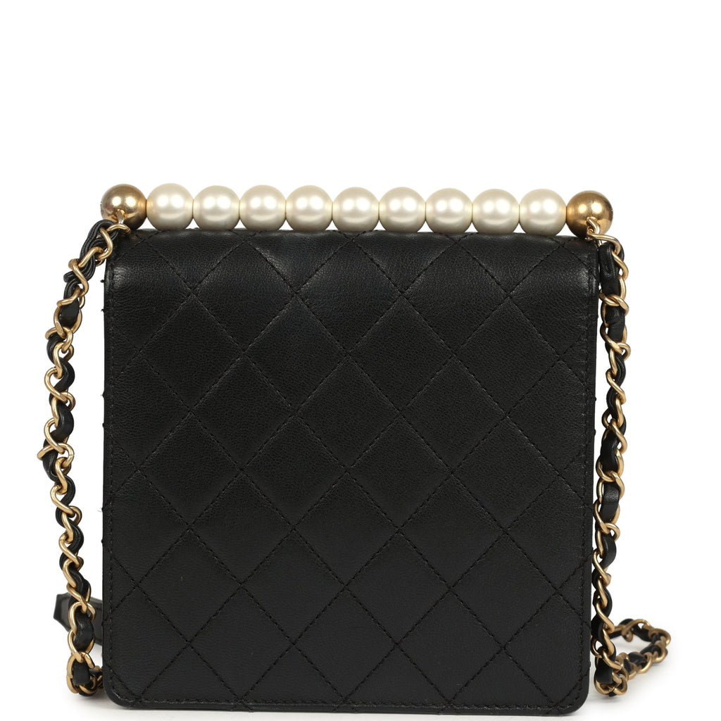 Chic Pearls Flap Bag Black Calfskin Brushed Gold Hardware