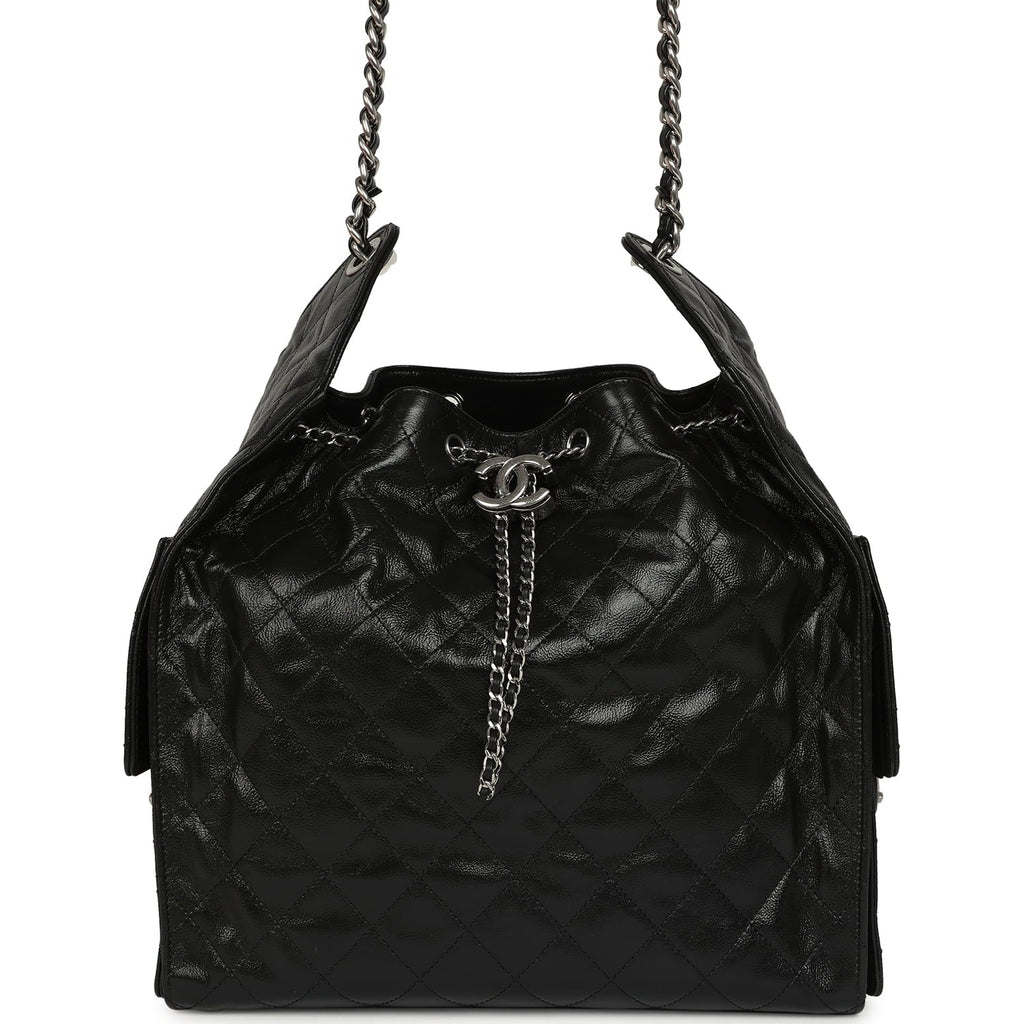 Medium 25 Hobo Bag Black Shiny Crumpled Calfskin Mixed Silver Hardware