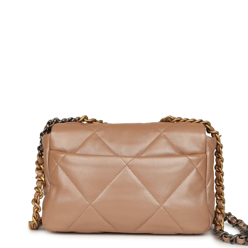 Medium 19 Flap Bag Pearly Beige Shiny Lambskin Mixed Metal Hardware