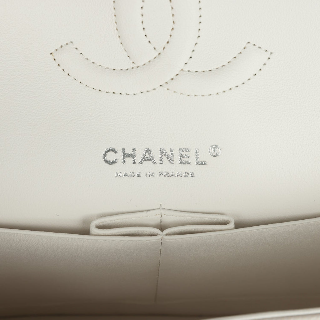 Pre-owned Medium Classic Double Flap White Shiny Caviar Silver Hardware