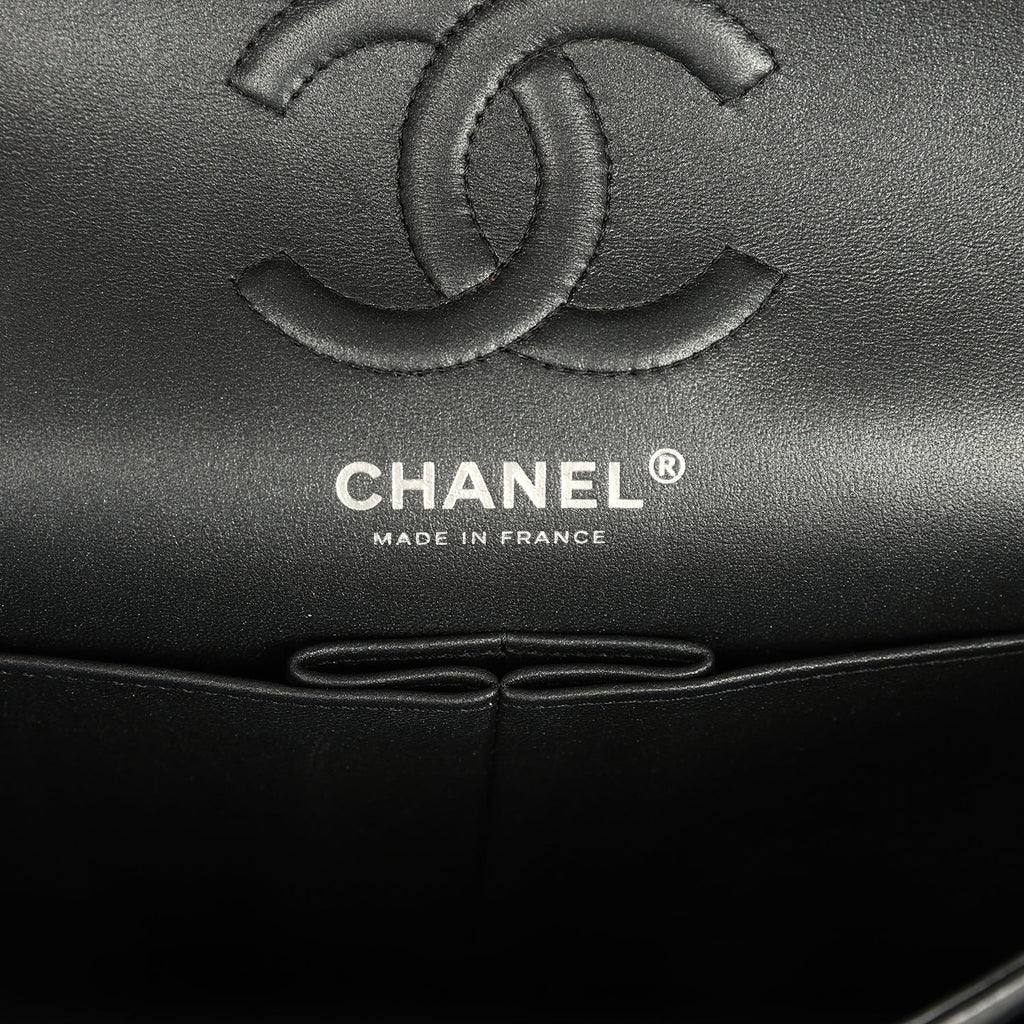 Small Classic Double Flap Bag So Black Iridescent Lambskin Black Hardware