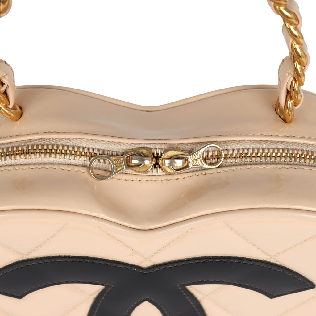 Vintage Heart Vanity Bag Beige and Black Patent Antique Gold Hardware