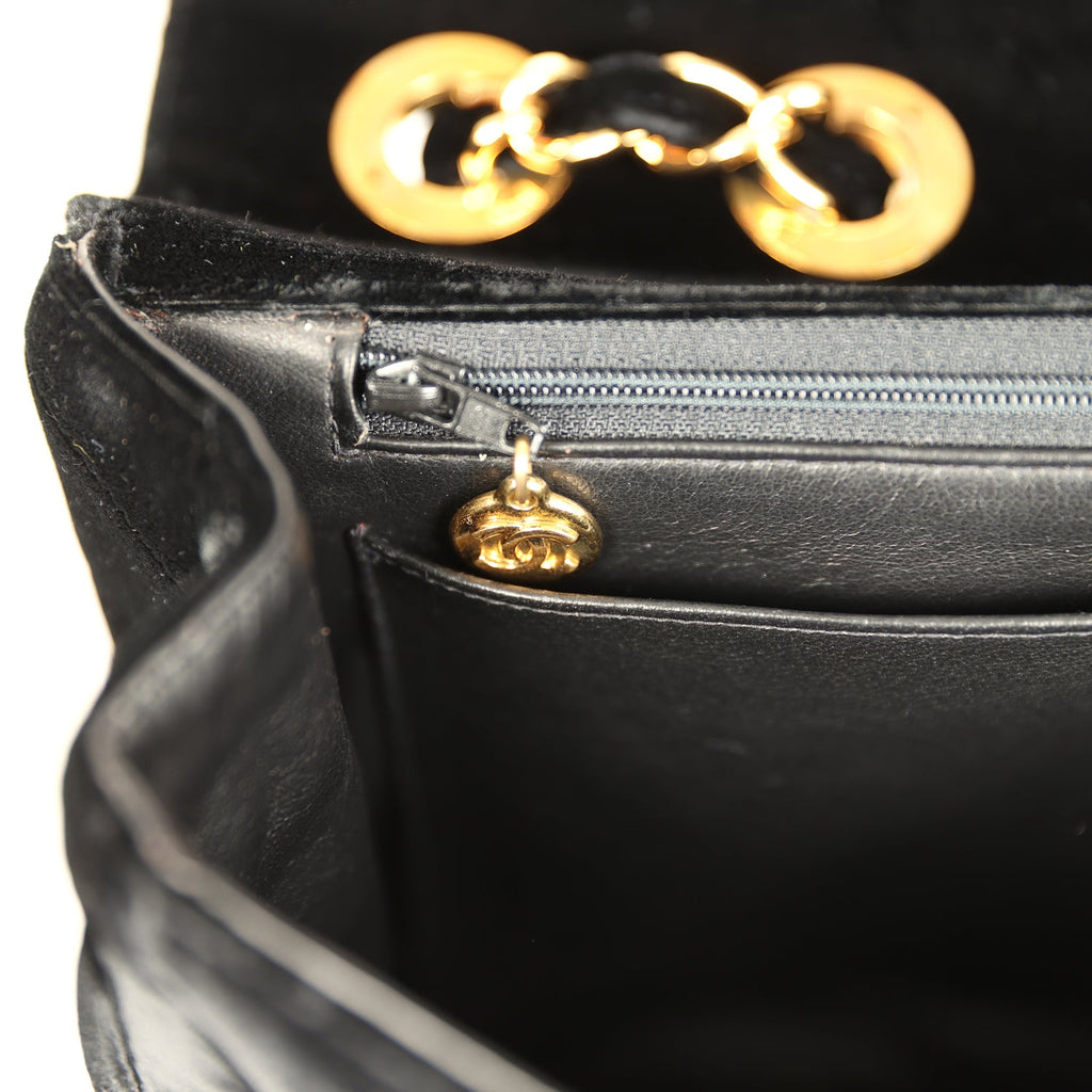 Vintage XL Classic Chevron Single Flap Bag Black Velvet Gold Hardware