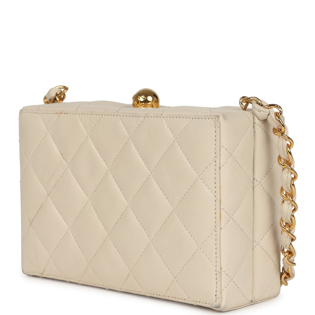 Vintage Box Clutch Bag Beige Lambskin Gold Hardware