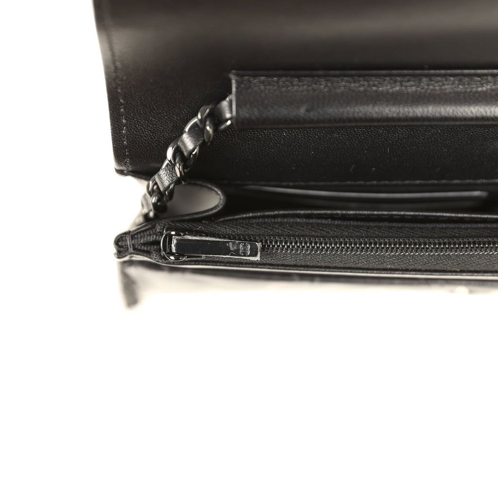 Classic Wallet On Chain WOC SO Black Lambskin Black Hardware