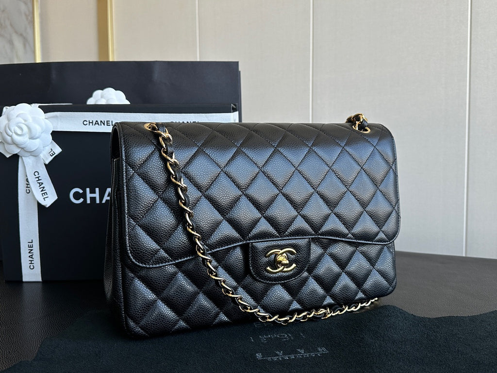 Classic Flap Jumbo Black Caviar Gold Hardware
